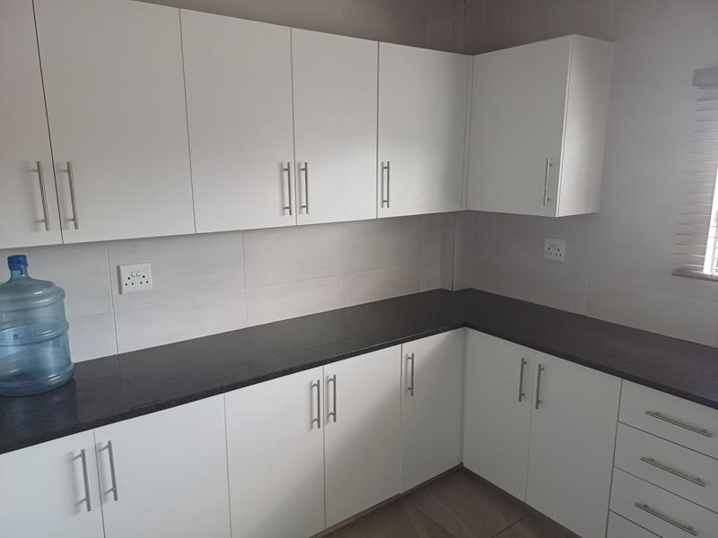 To Let Commercial Property for Rent in Mthata Eastern Cape